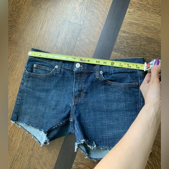 Vintage Y2K Early 2000’S JUICY COUTURE Distressed Denim Shorts Women’s Size 29 - Picture 5 of 16